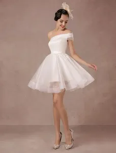 Corto vestido de novia de organza un hombro una línea de satén sin espalda mini vestidos de boda de verano 2023