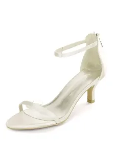 Zapatos de dama de honor nupciales de tacón de gatito con hebilla de punta abierta de champán de satén para boda #357575